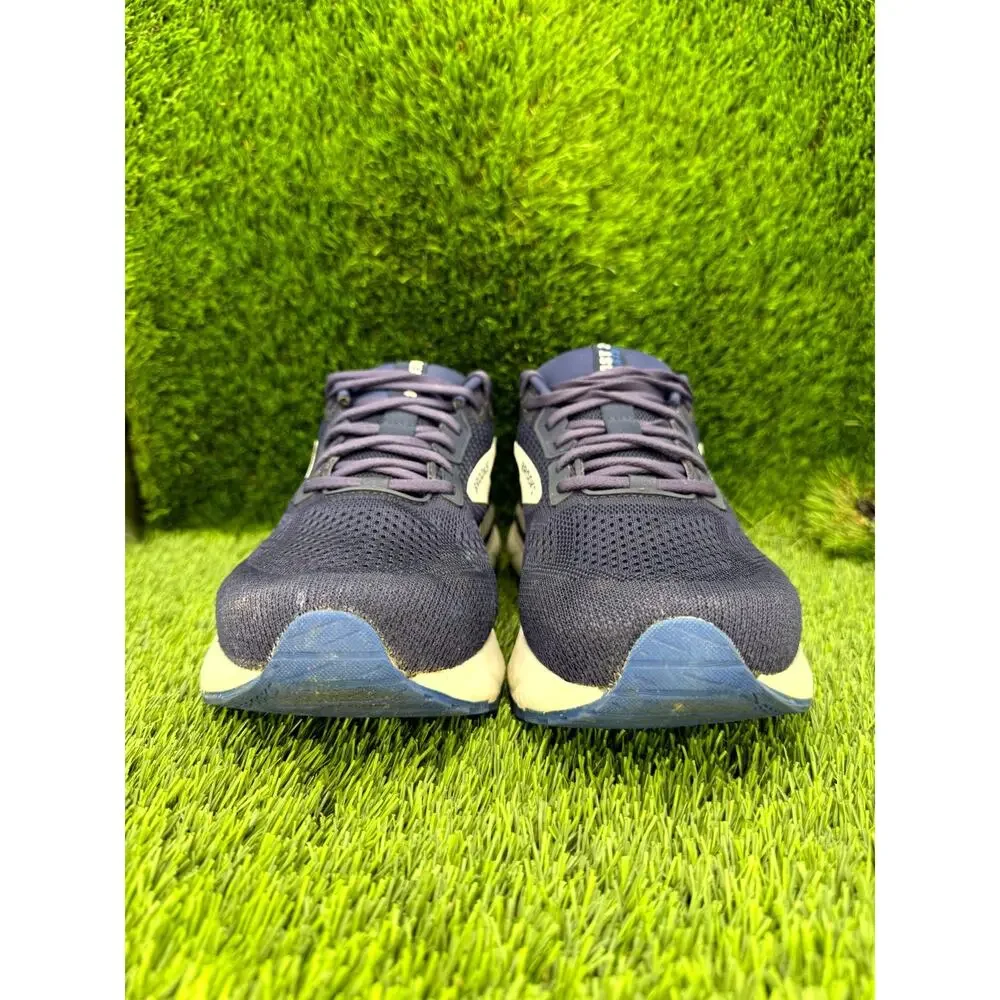 Brooks Beast GTS 24 1104251D452 Athletic Sneaker Men's 10.5D Purple Mesh Running